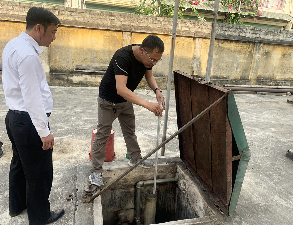 {keywords} {keywords}