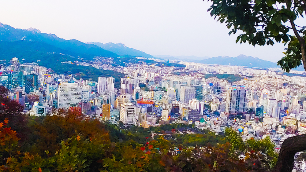 Xứ sở Kim Chi mùa lá đỏ