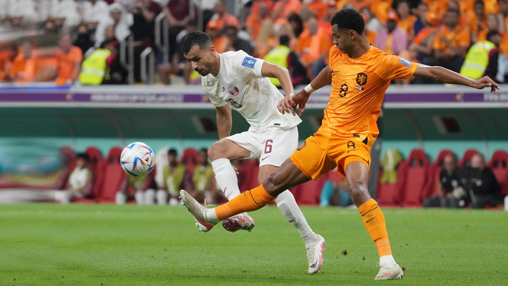 Hà Lan thắng dễ Qatar