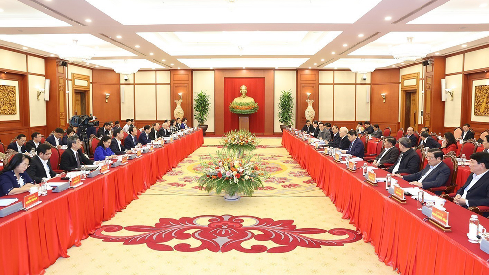 {keywords} {keywords}