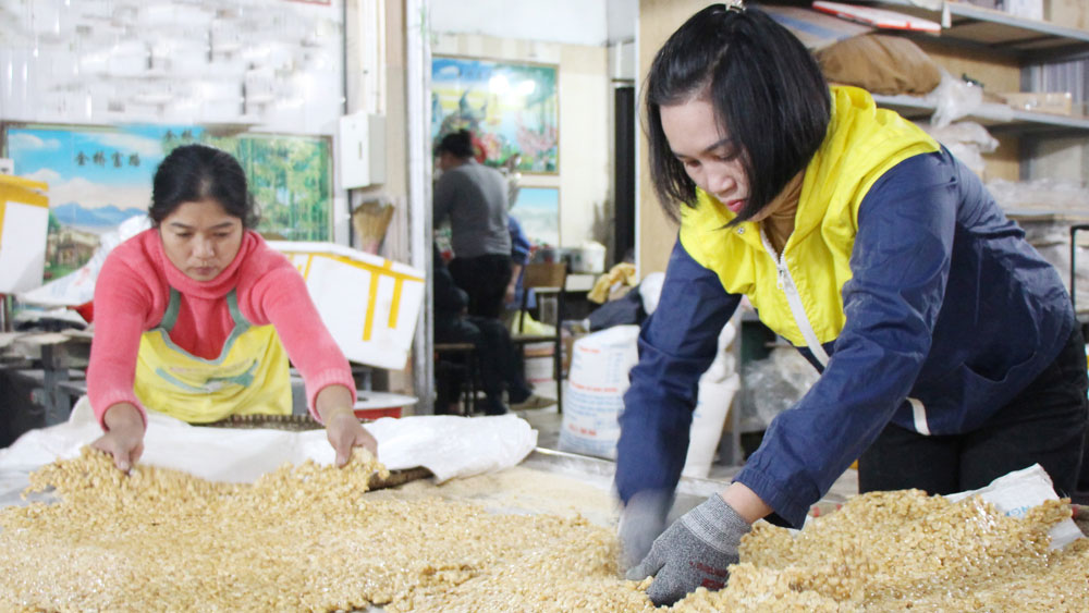 {keywords} {keywords}