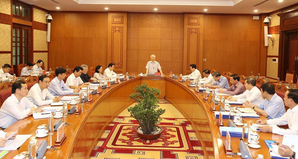 {keywords} {keywords}