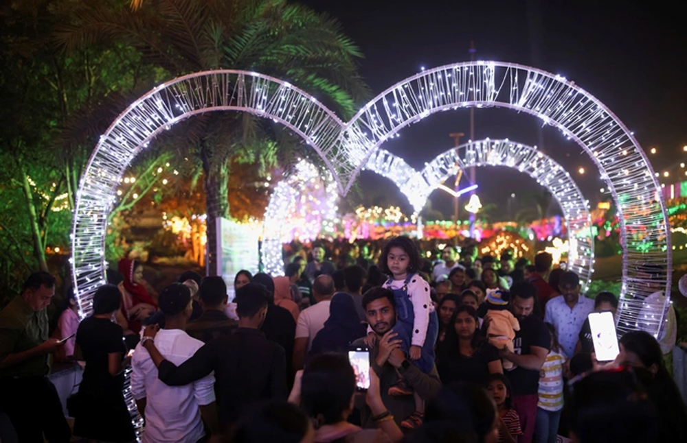 {keywords} {keywords}