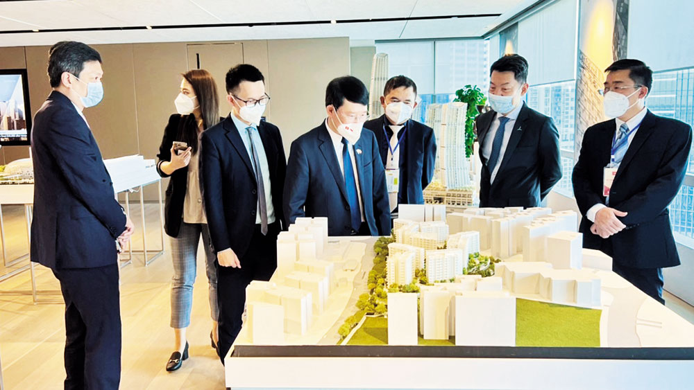 {keywords} {keywords}