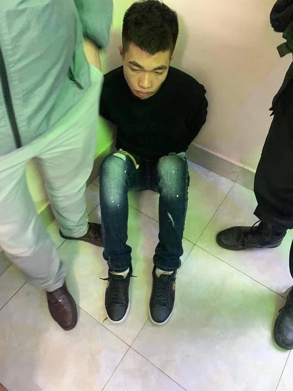 {keywords} {keywords}