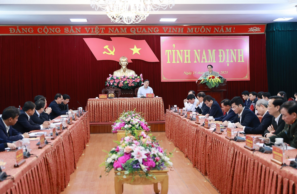 {keywords} {keywords}