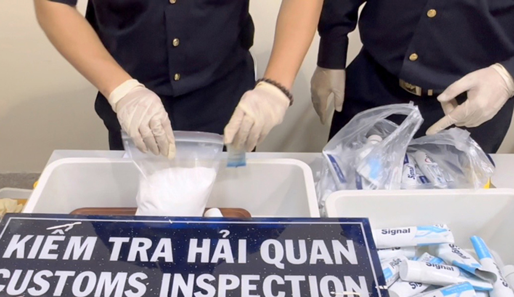 {keywords} {keywords}