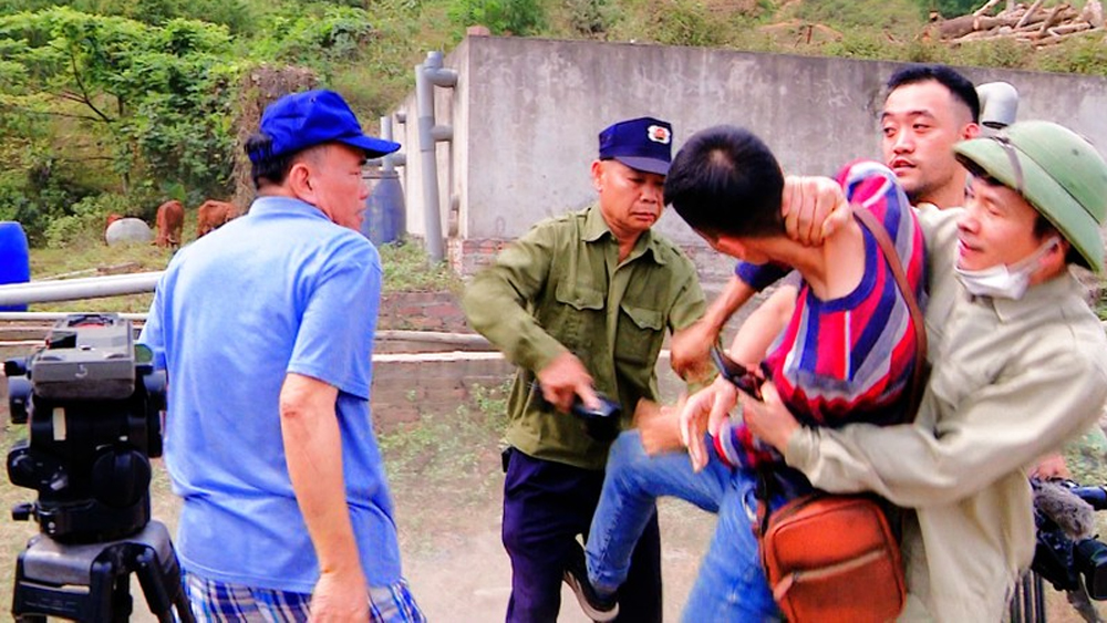 {keywords} {keywords}