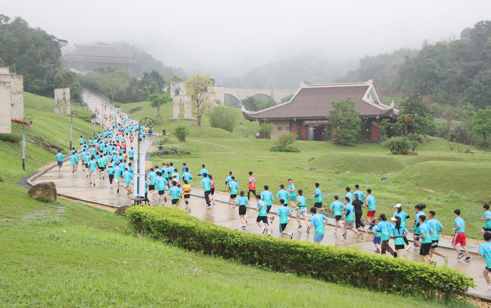 {keywords} {keywords}