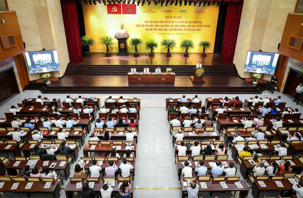 {keywords} {keywords}