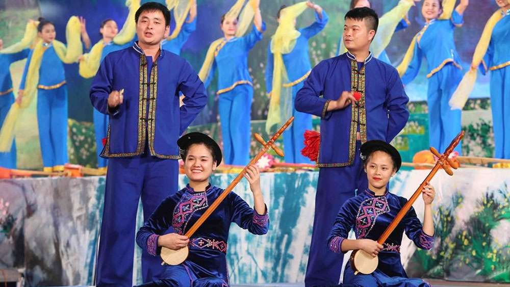 Then singing - special ritual practice of ethnic minority groups