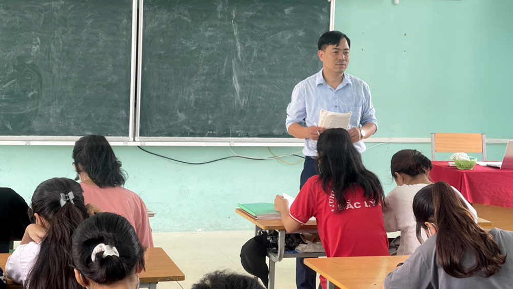 Người thầy của nhiều trò giỏi