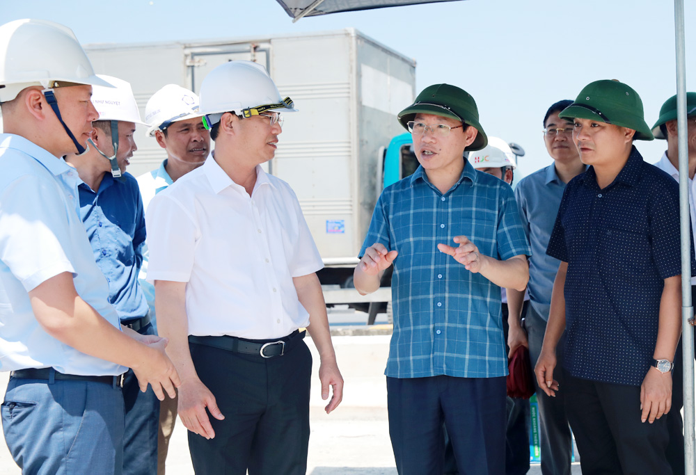 Chủ tịch UBND tỉnh Lê Ánh Dương kiểm tra tiến độ một số dự án giao thông trọng điểm