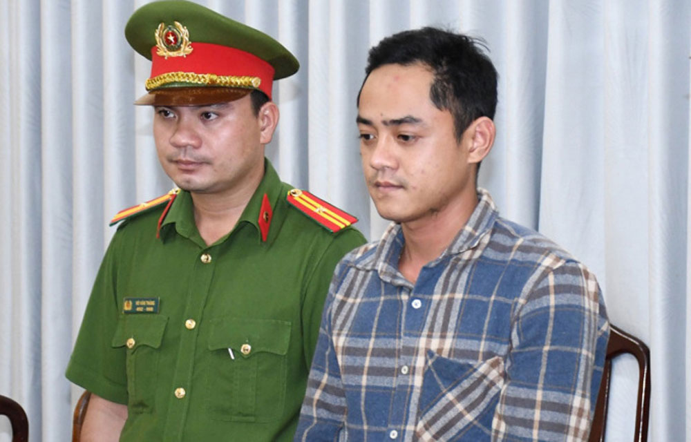 {keywords} {keywords}