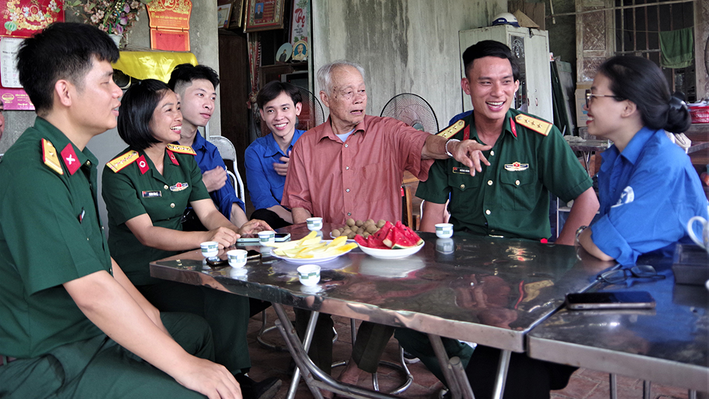 “Bữa cơm tri ân” sâu nặng nghĩa tình