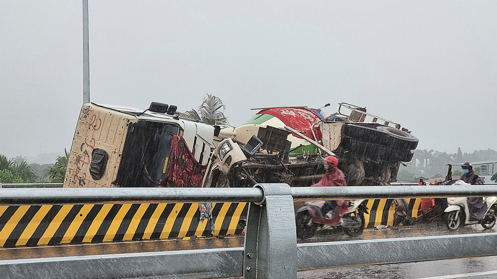 {keywords} {keywords}