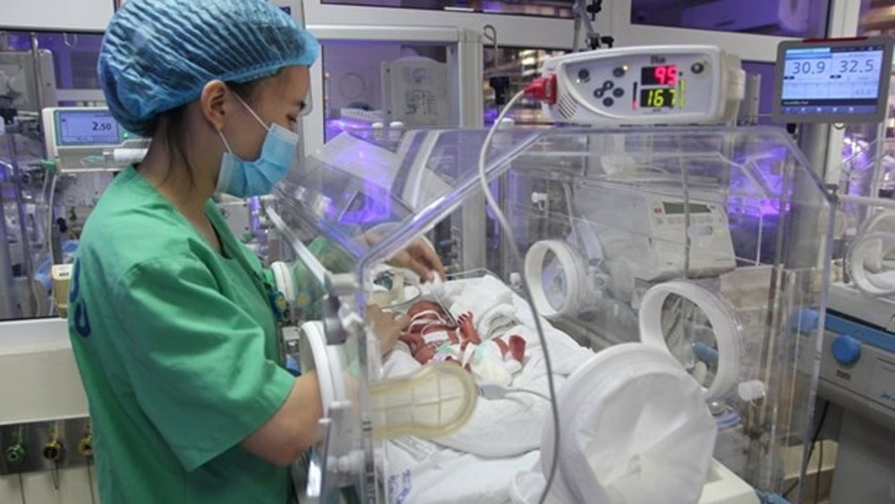 Vietnam sess great strides in saving extremely premature low weight infants