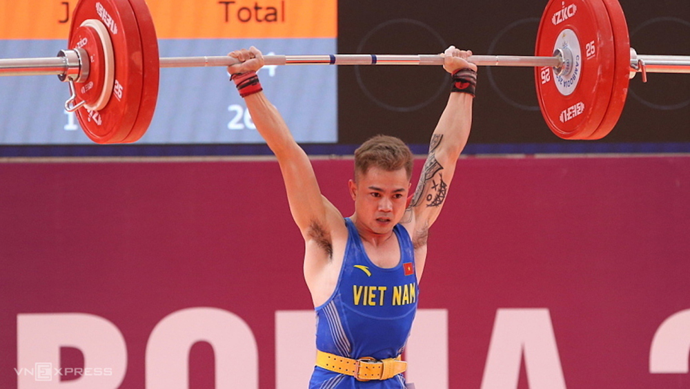Lực sĩ Việt Nam vô địch cử tạ thế giới