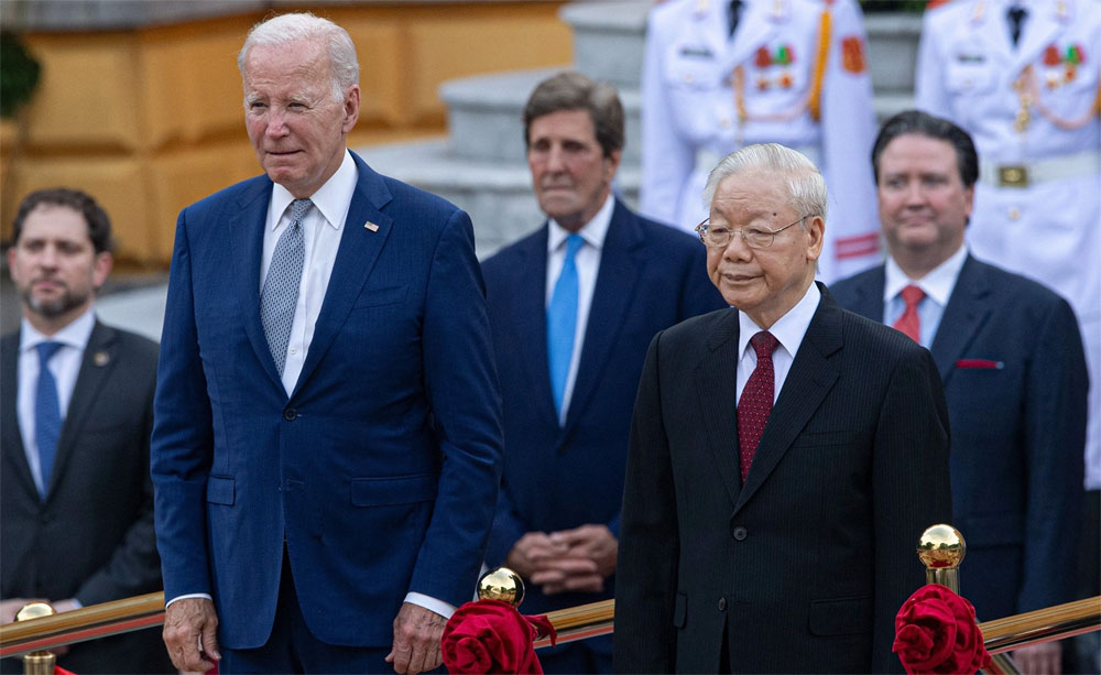 {keywords} {keywords}