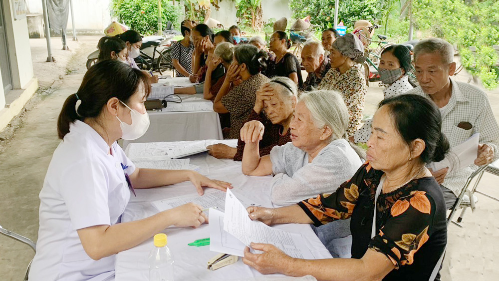 Nhiều hoạt động chăm sóc, phát huy vai trò người cao tuổi