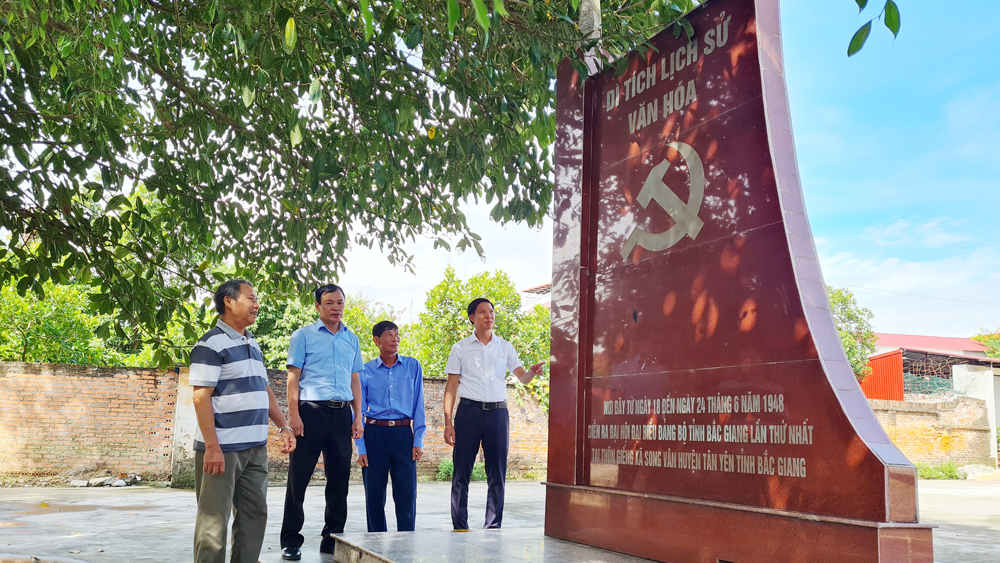 Vân Cầu - Địa chỉ đỏ cách mạng