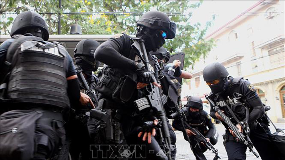 {keywords} {keywords}