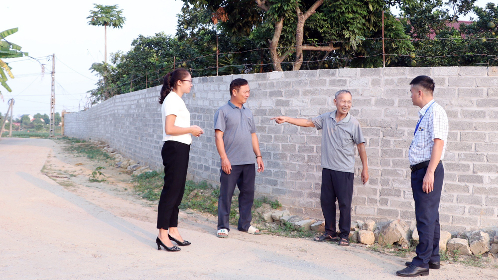 Người dân Thường Thắng hiến “tấc vàng” mở rộng đường