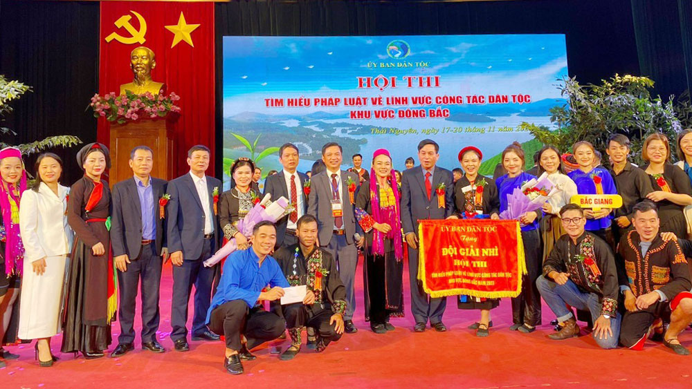 Bắc Giang đoạt giải Nhì thi tìm hiểu pháp luật về công tác dân tộc khu vực Đông Bắc