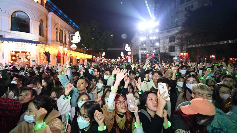 New Year activities in and around Hanoi