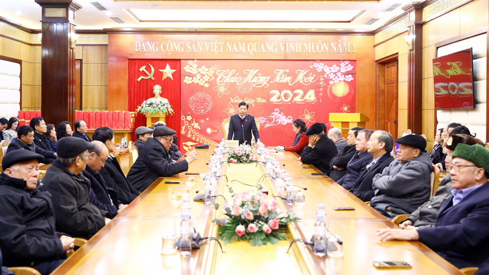 {keywords} {keywords}