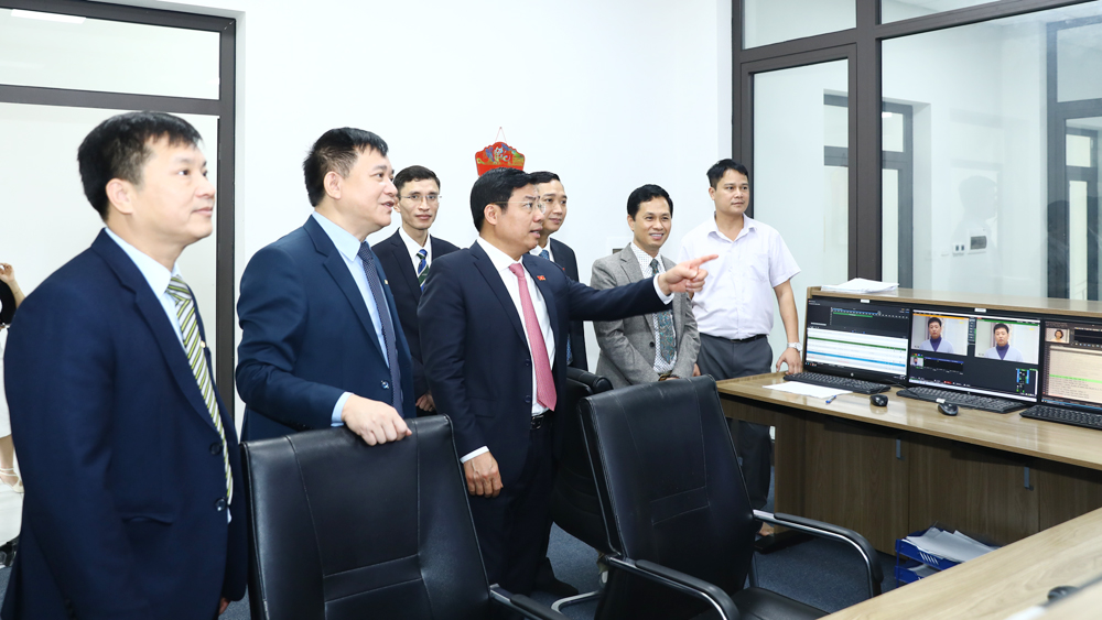 {keywords} {keywords}