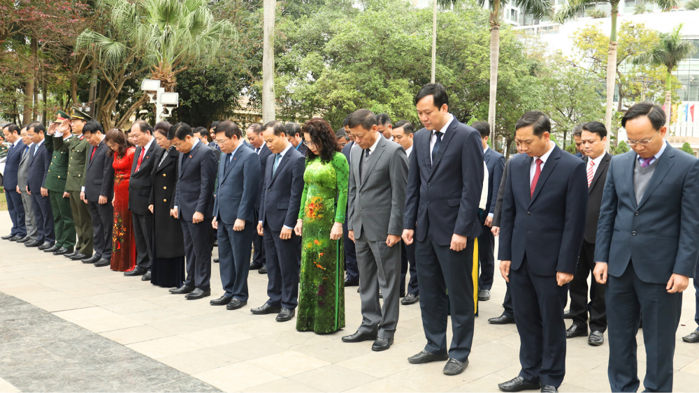 {keywords} {keywords}