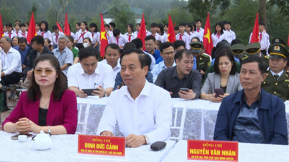 {keywords} {keywords}