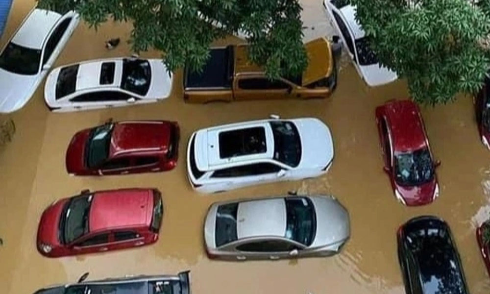 Những việc cần làm sau khi ô tô bị ngập nước 