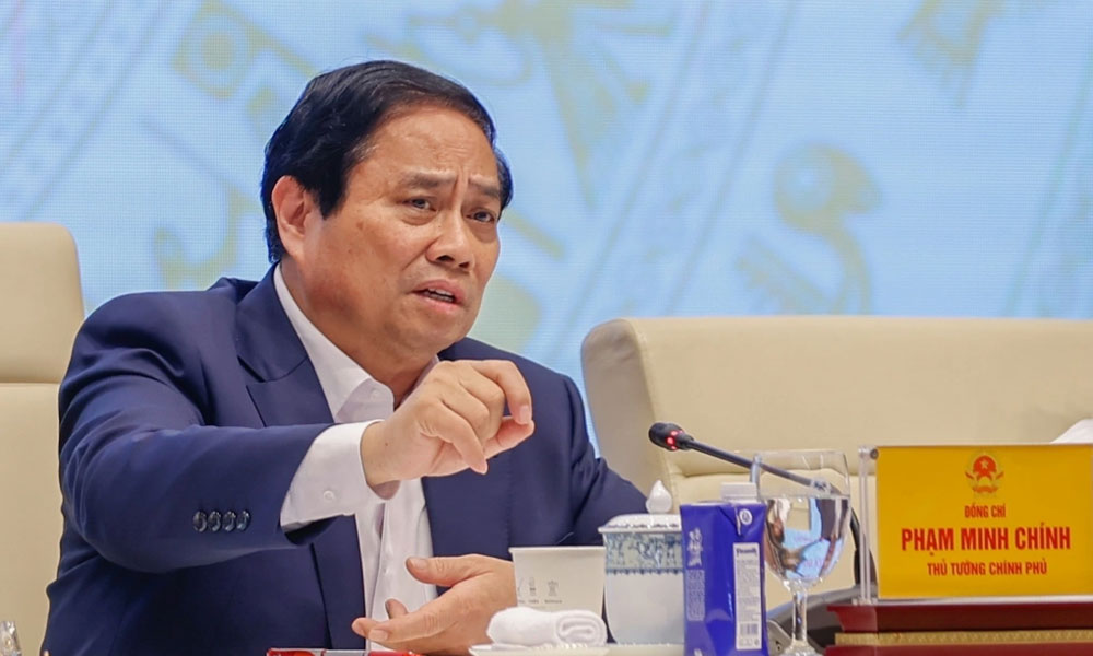 Thủ tướng yêu cầu tổng rà soát tài khoản ngân hàng, sim điện thoại
