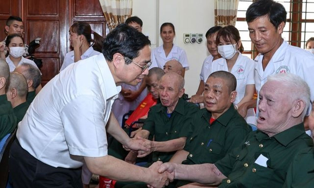  Thủ tướng yêu cầu tiếp tục chăm lo tốt đời sống người có công với cách mạng
