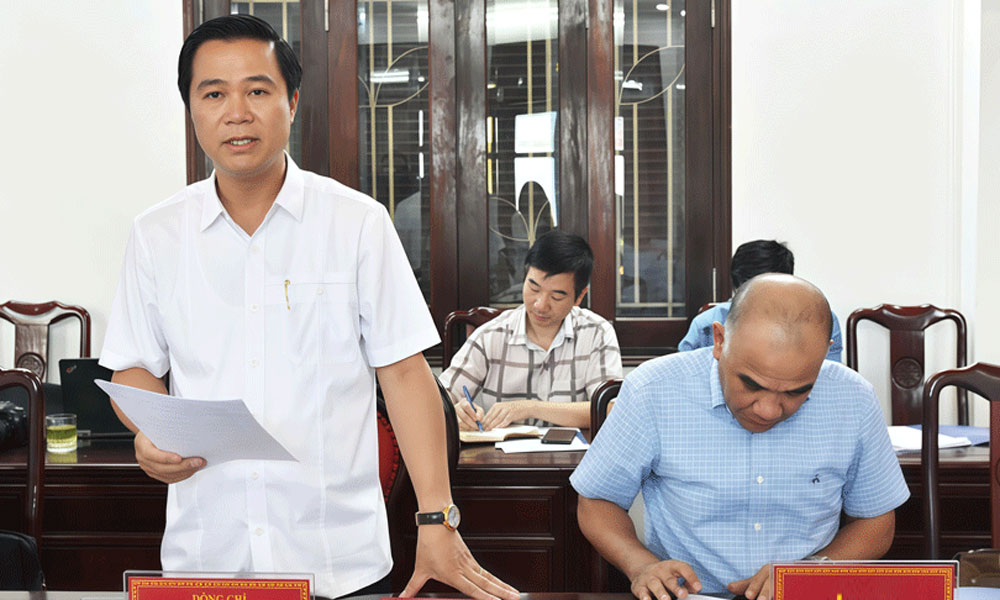  Phó Chủ tịch UBND tỉnh Lê Xuân Lợi làm việc với Trường Đại học Luật Hà Nội