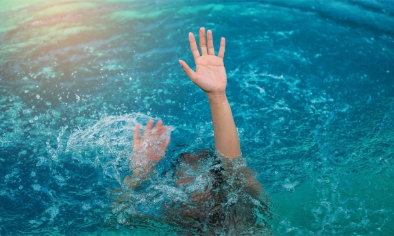 Bộ Y tế ra công văn khẩn về tăng cường phòng, chống đuối nước trẻ em dịp hè