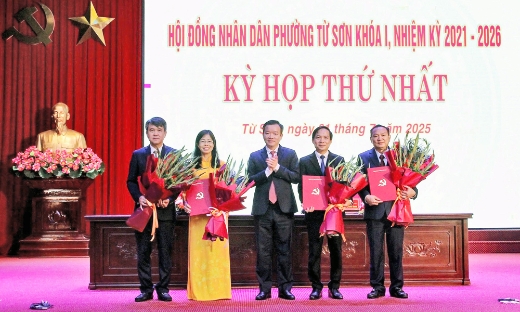 HĐND phường Từ Sơn khóa I: Thông qua một số nghị quyết về công tác tổ chức, cán bộ