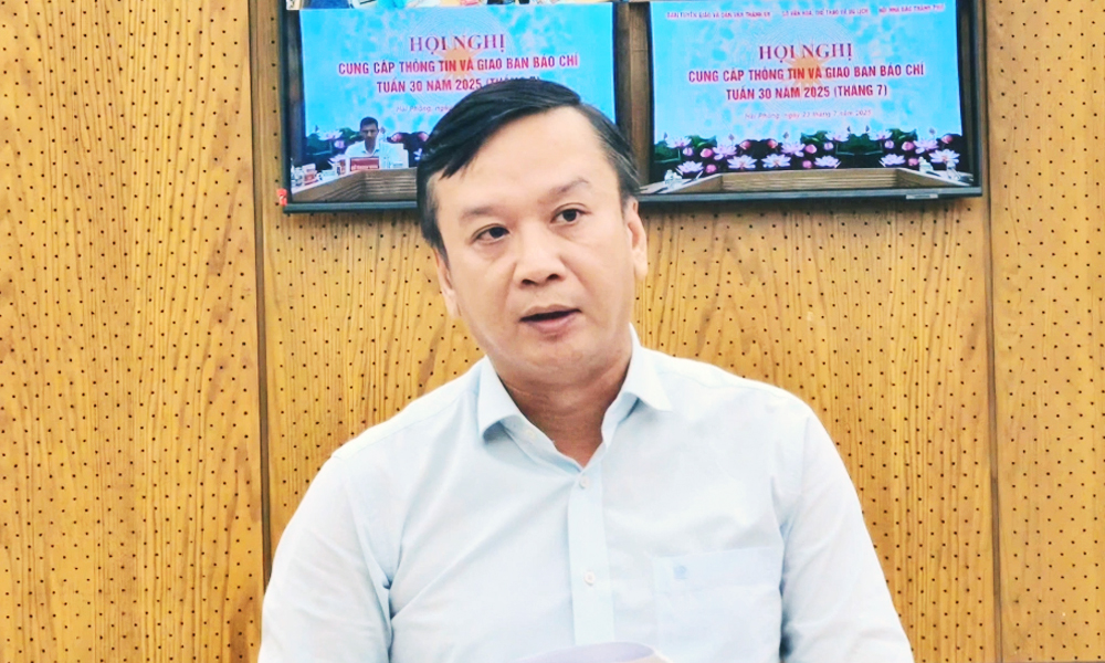  Nam sinh bị 'đánh trượt' trường chuyên lại trúng tuyển