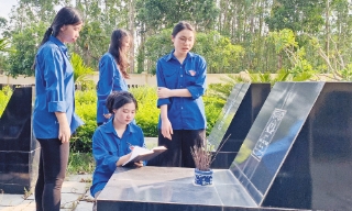 Số hóa nghĩa trang liệt sĩ - Công trình ý nghĩa của tuổi trẻ