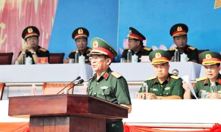 Kiểm tra, động viên các lực lượng luyện tập diễu binh, diễu hành