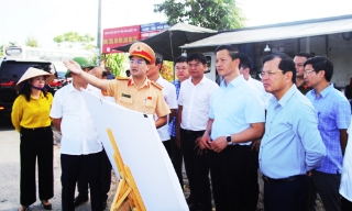 Chủ tịch UBND tỉnh Vương Quốc Tuấn chỉ đạo: Khẩn cấp khắc phục tình trạng ùn tắc giao thông tại khu công nghiệp