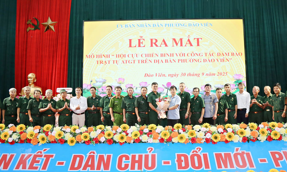  Ra mắt mô hình Hội Cựu chiến binh phường Đào Viên với công tác bảo đảm trật tự an toàn giao thông