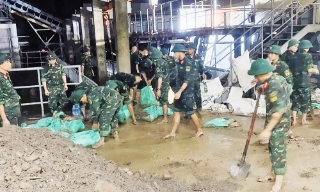 Bắc Ninh: Khắc phục nhanh sự cố dò cánh cống Trạm bơm Phù Khê 1