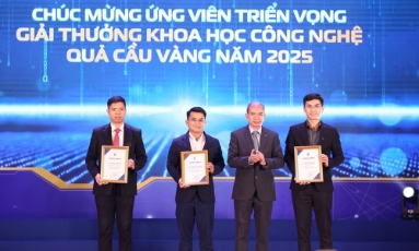  Trao giải thưởng tôn vinh các nhà khoa học trẻ, nữ sinh khoa học công nghệ