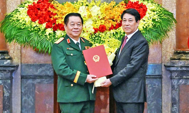  Chủ tịch nước trao quyết định bổ nhiệm Chủ nhiệm Tổng cục chính trị và thăng quân hàm Đại tướng, Thượng tướng