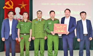 Phường Hạp Lĩnh: Khen thưởng các tập thể, cá nhân có thành tích trong truy bắt đối tượng cướp tài sản