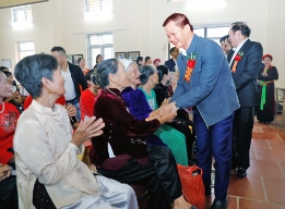 Chủ tịch UBND tỉnh Vương Quốc Tuấn dự Ngày hội Đại đoàn kết toàn dân tộc tại xã Tuấn Đạo