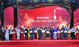 Bắc Ninh: 4 tập thể, cá nhân được vinh danh trong Chương trình Giao lưu điển hình tiêu biểu trong học tập và làm theo Bác 